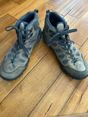 Men's Brown-Gray Waterproof Hiking Boots - Rugged Trail Support